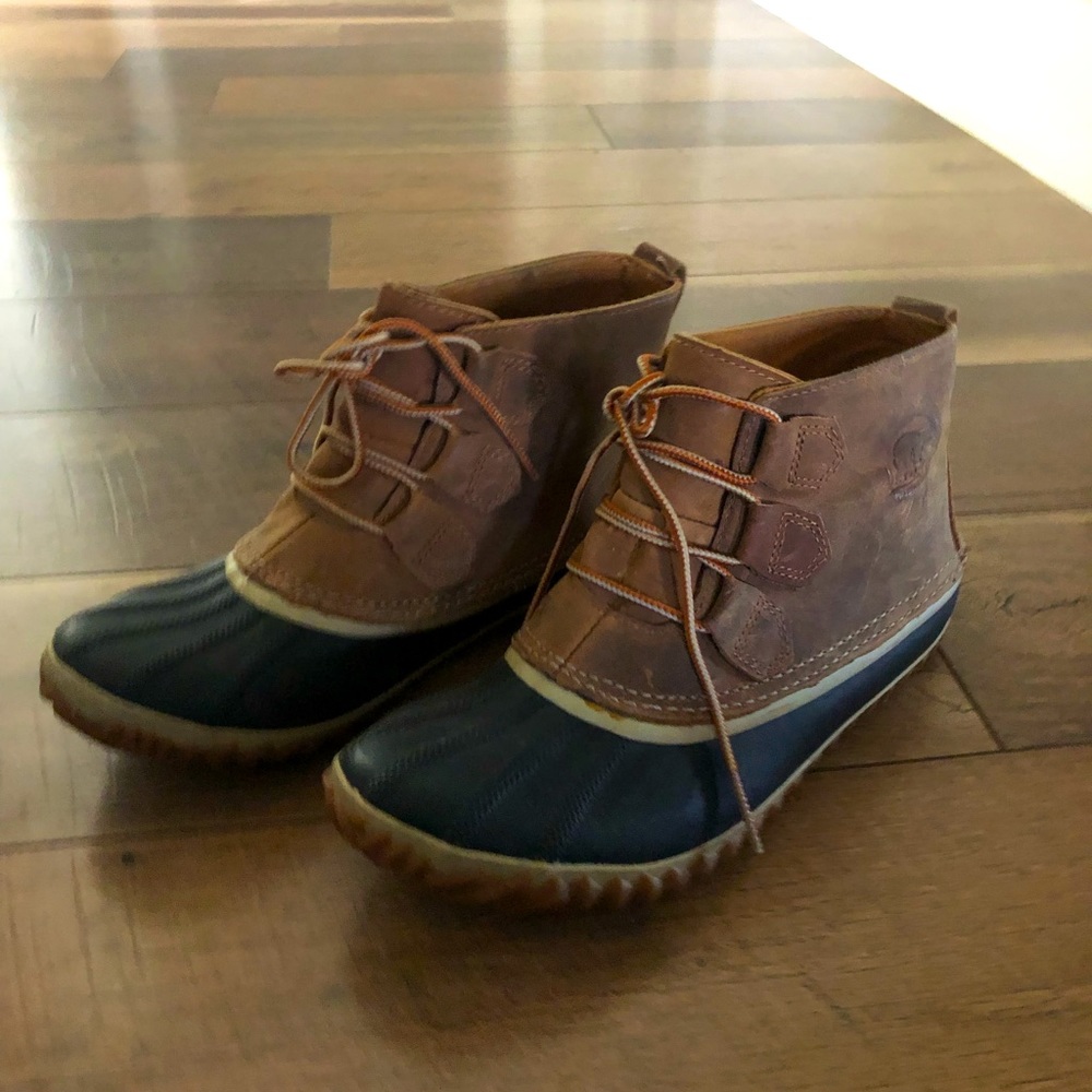 Sorel out and about boot
